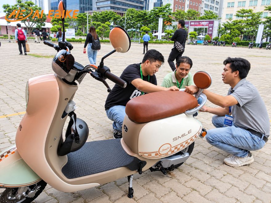 Kiểm tra và bơm lốp xe đúng áp suất