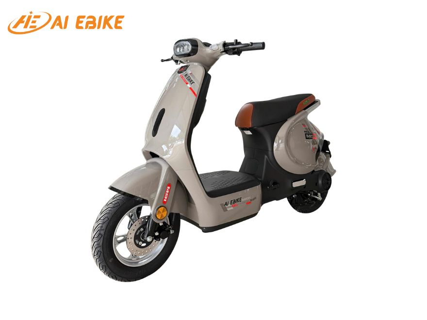 Xe điện AIE MS1 có thiết kế liền khối gọn gàng với các đường bo mềm mại